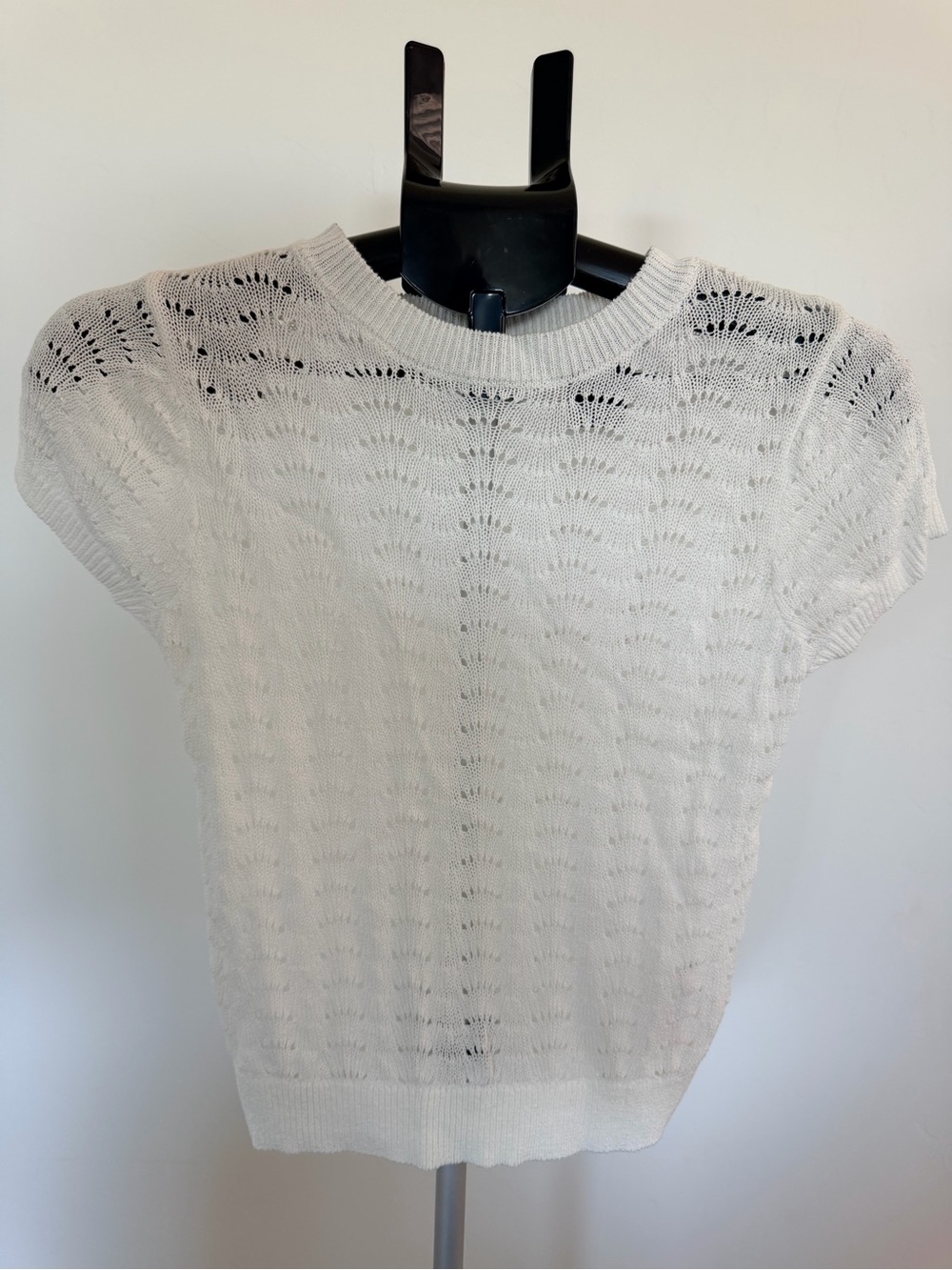 Worthington White Openwork Short Sleeve Knit Top